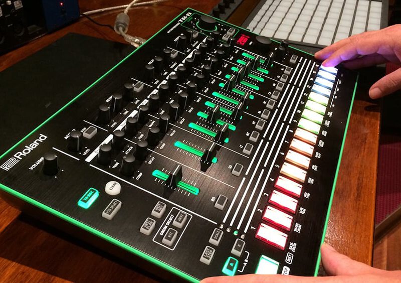 Roland AIRA TR-8 samples (free download!)