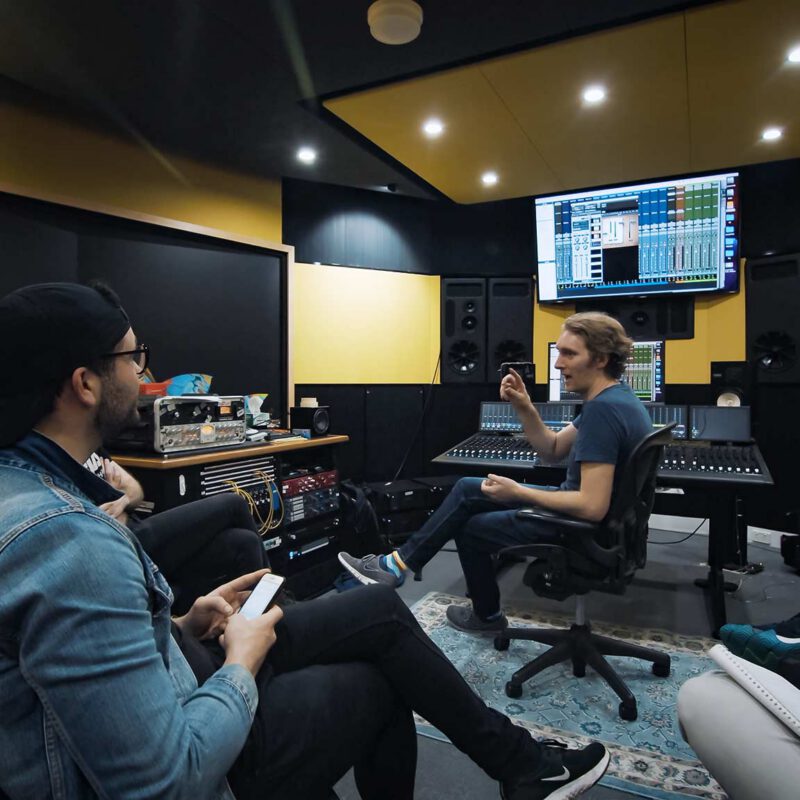 Simon Cohen’s 3 Day Vocal Recording and Production Masterclass is back!